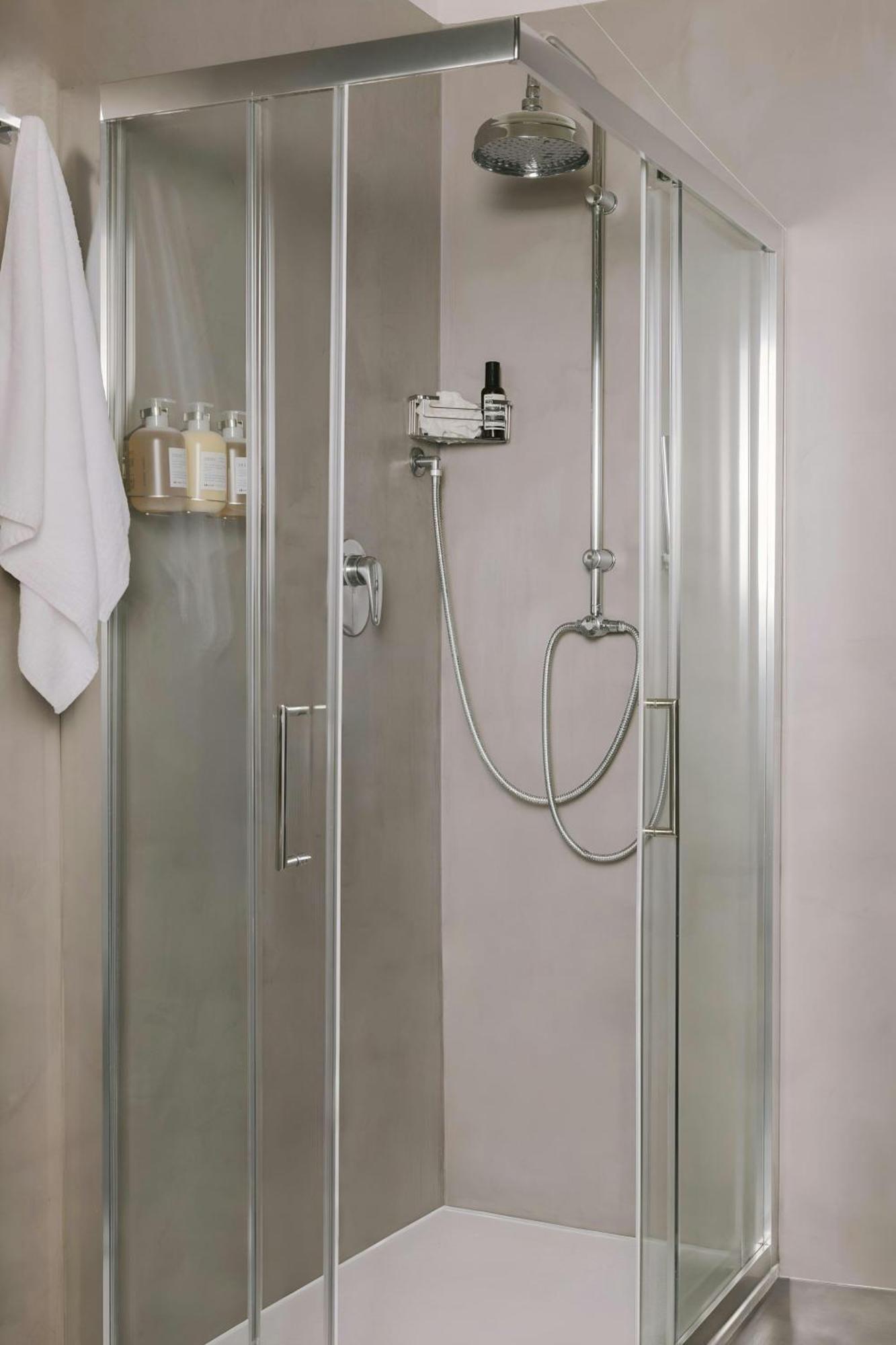Sonder Missori Hotel